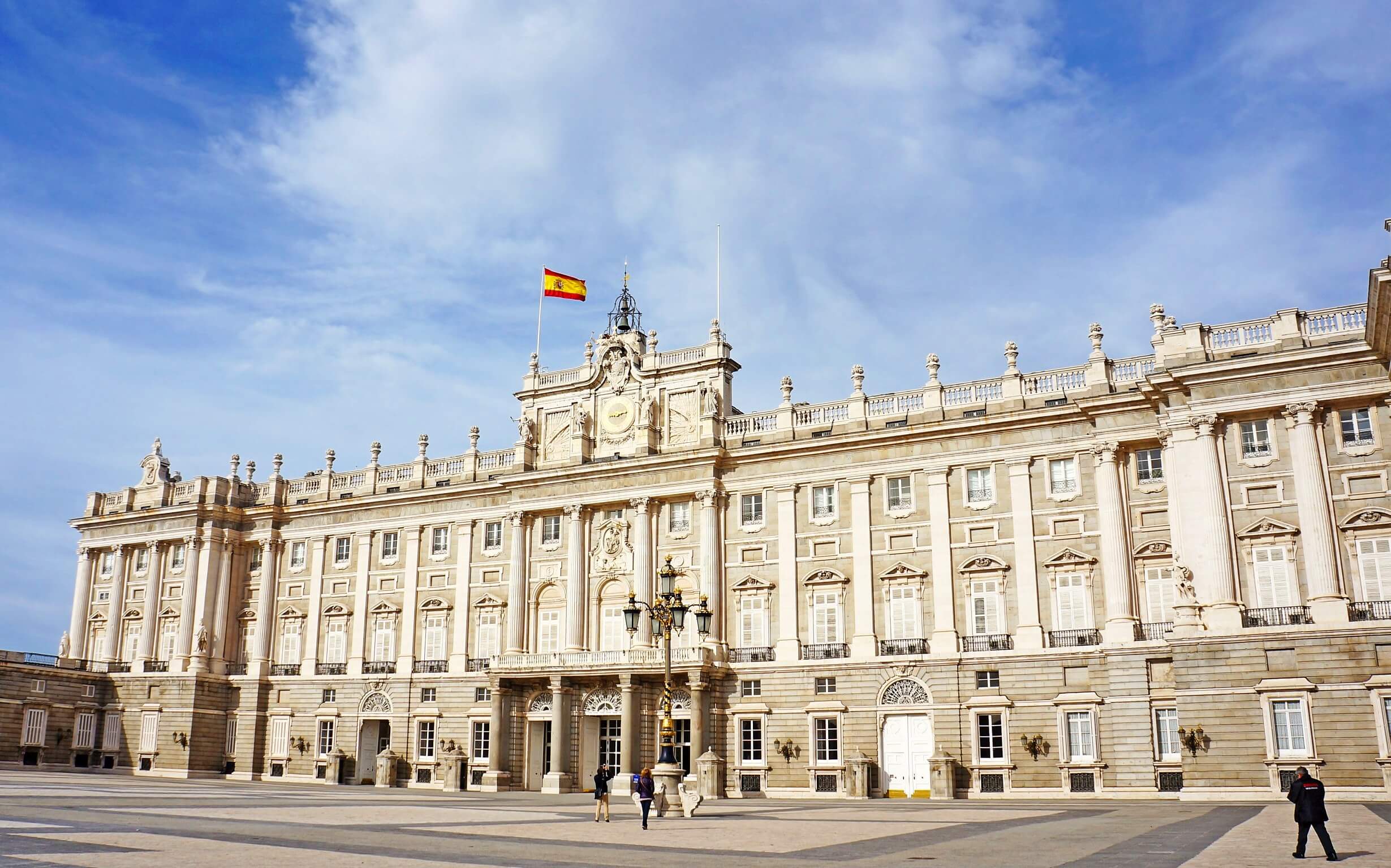 歐洲第三大皇宮-西班牙馬德里皇宮Palacio Real de Madrid - 卡蘿瘋旅行 ...